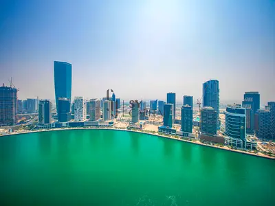 Prime Location | High Floor | Canal View