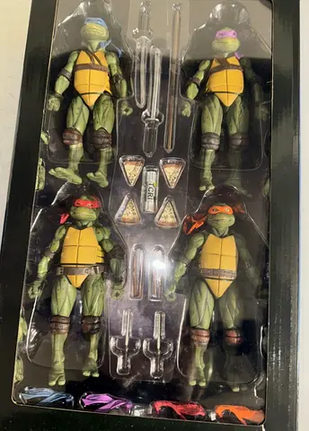 NECA Exclusive Teenage Mutant Teenage Turtles TMNT 1990 Movie Figure Set