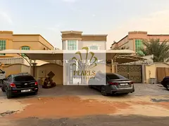 Luxury 5BR Villa for Annual Rent in Al Mowaihat 2, Majlis, Spacious Yard, Car Shade, Built-in Wardro