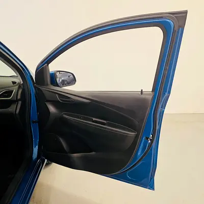 2020 Chevrolet SPARK — миниатюра 11