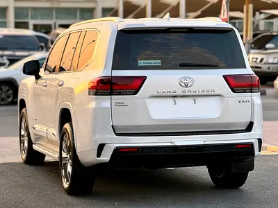 صورة 9 لـ 2024 Toyota LAND CRUISER