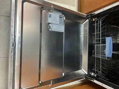 Stainless Steel Dishwasher (good working condition)