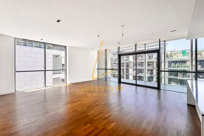 Corner Unit | Arena & Garden Views | City Walk