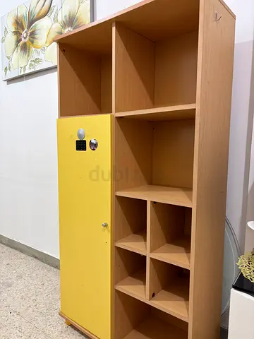 Bookshelf / Book Rack