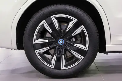 2024 BMW IX3 — фото 7