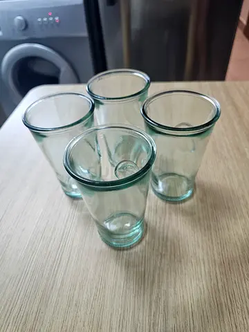 Set of diningware - excellent condition