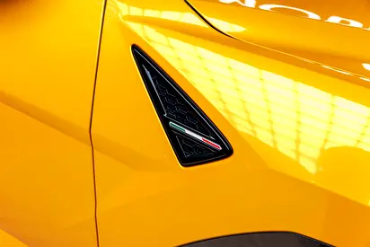 2019 Lamborghini URUS — фото 10