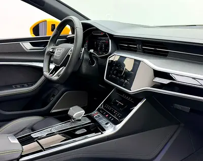 صورة 8 لـ 2021 AUDI RS7
