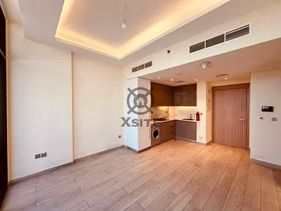 Well-Lit 1 BR | Ideal Investment | Big Balcony