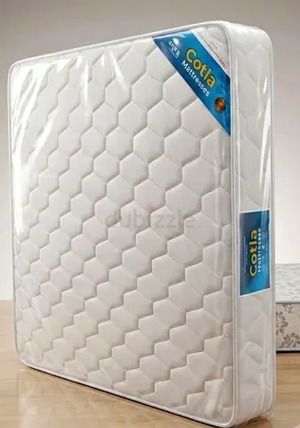 Brend New Luxury King size 180x200cm spring mattress Available 22.cm Thikniss