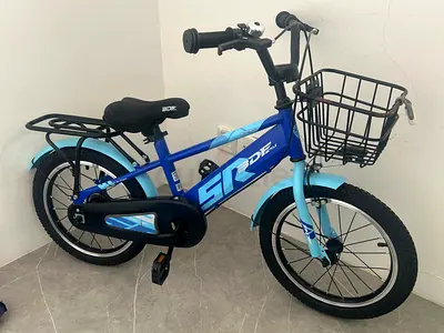 Kids Bicycle with Front Basket – Age 4–6 – Good Condition