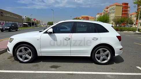 Audi Q5 Quattro S-Line 2016 GCC | No Accidents | Lady Driven