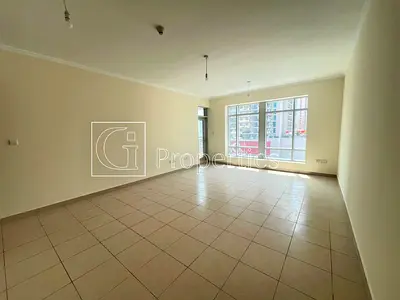 Ready to move | Big Layout | Close to amenities