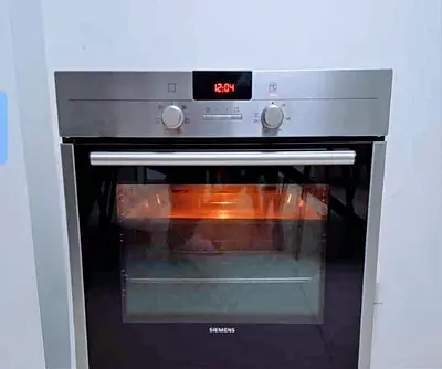 Siemens Built-In Electric Oven 60 cm – Premium Grey