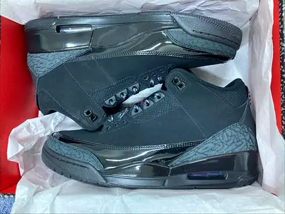 Air Jordan 3 Retro Black Cat
