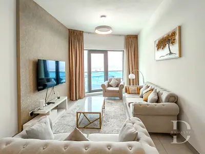 Fully Furnished |Canal&Burj Khalifa View| 4 Cheques avaliable