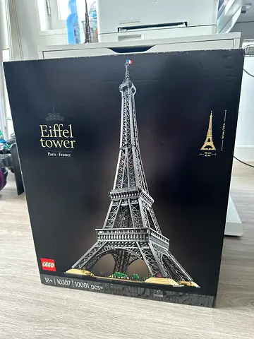 LEGO Creator Expert Eiffel Tower (10261) - 10000+ Pieces, Box Included