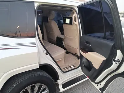 صورة 7 لـ 2022 Toyota LAND CRUISER