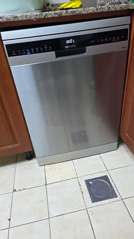 SiEMENSE IQ500 WiFi Dishwasher - Good Working Condition