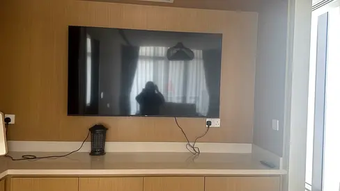 Smart LED TV - Good Working Condition