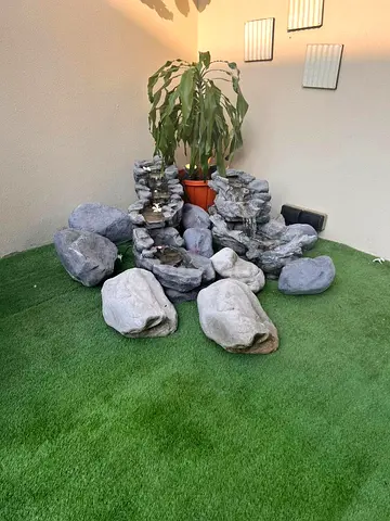 Outdoor water fountain