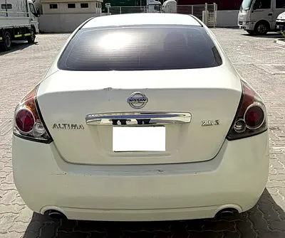 2010 Nissan ALTIMA — фото 3