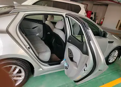 صورة 2 لـ 2011 KIA OPTIMA