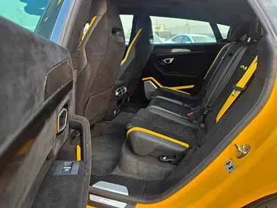 2024 Lamborghini URUS — фото 9