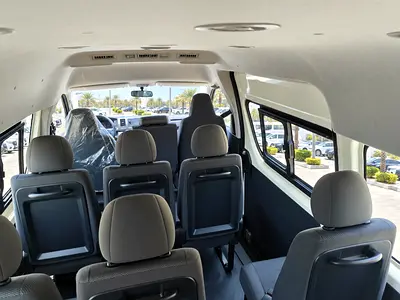 2026 Toyota HIACE 照片 6