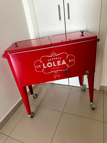 Classic Retro Insulated Cooler Box