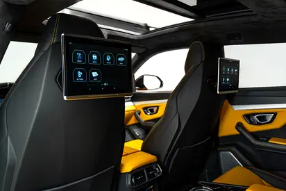 2019 Lamborghini URUS — фото 18