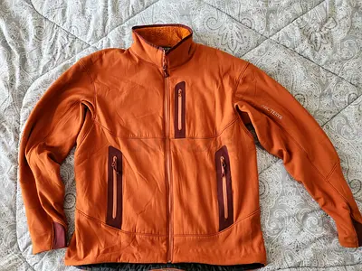 Vintage Arc'teryx Epsilon SV Fleece-Lined Softshell Jacket (Men's Size L) – Terracotta / Burnt Orang