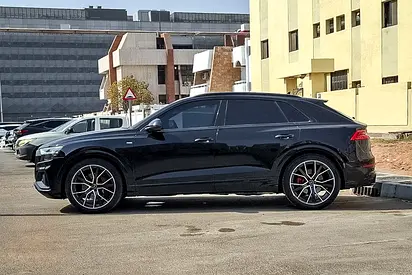 صورة 5 لـ 2019 AUDI Q8