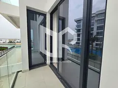 Sea-View Community | Freehold | Prime Location