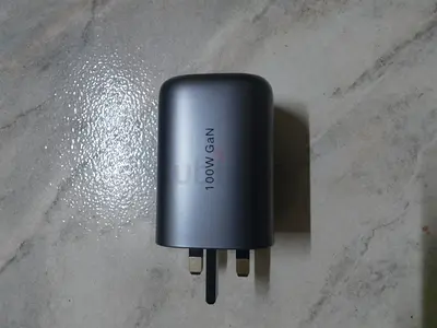 UGREEN 100W GaN 4-Port Fast Charger – UK Plug | Excellent Condition 🔥