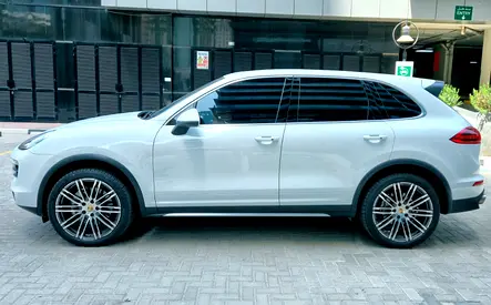 2015 Porsche CAYENNE — миниатюра 12