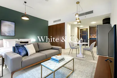 Balcony | Lake Views | Metro | High ROI