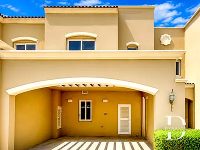 Private Single Row | Great Condition | Green Community