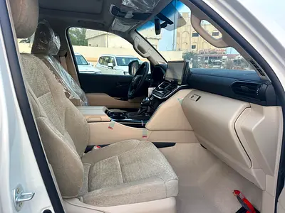 2026 Toyota LAND CRUISER 照片 13