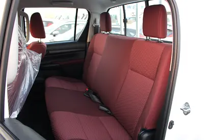 صورة 17 لـ 2026 Toyota HILUX