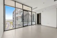 Studio Apartment with Balcony in Dubai Hills