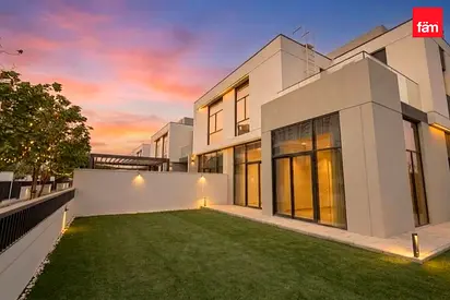 VASTU | VACANT | EXQUSITE UNIT