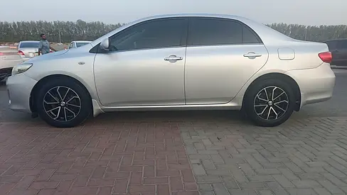 2013 Toyota COROLLA 照片 4