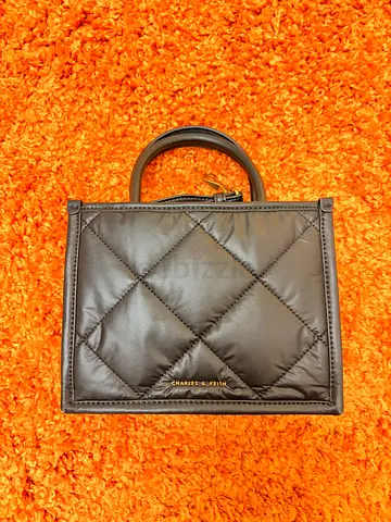 Declutter Sale: Charles & Keith Cross Body for AED 70!