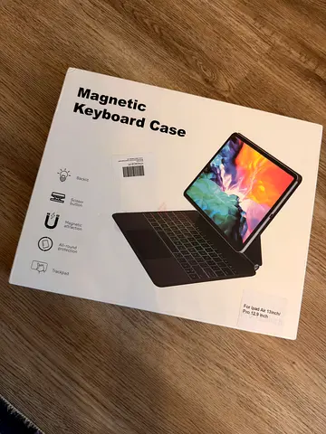 New Rock Pow Magnetic Keyboard Case for iPad 12.9” / 13”