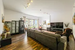 UPGRADED | LOW FLOOR | VACANT ON TRANSFER