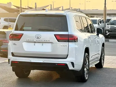 صورة 10 لـ 2024 Toyota LAND CRUISER