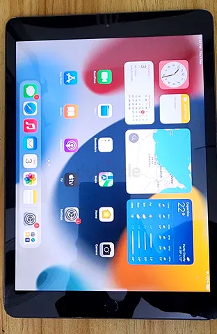 iPad 8th Gen 128GB WiFi – Good Condition