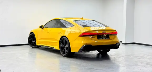 صورة 6 لـ 2021 AUDI RS7