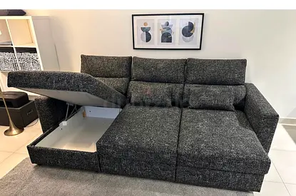 Space-Saving Multifunctional Design
sofa bed